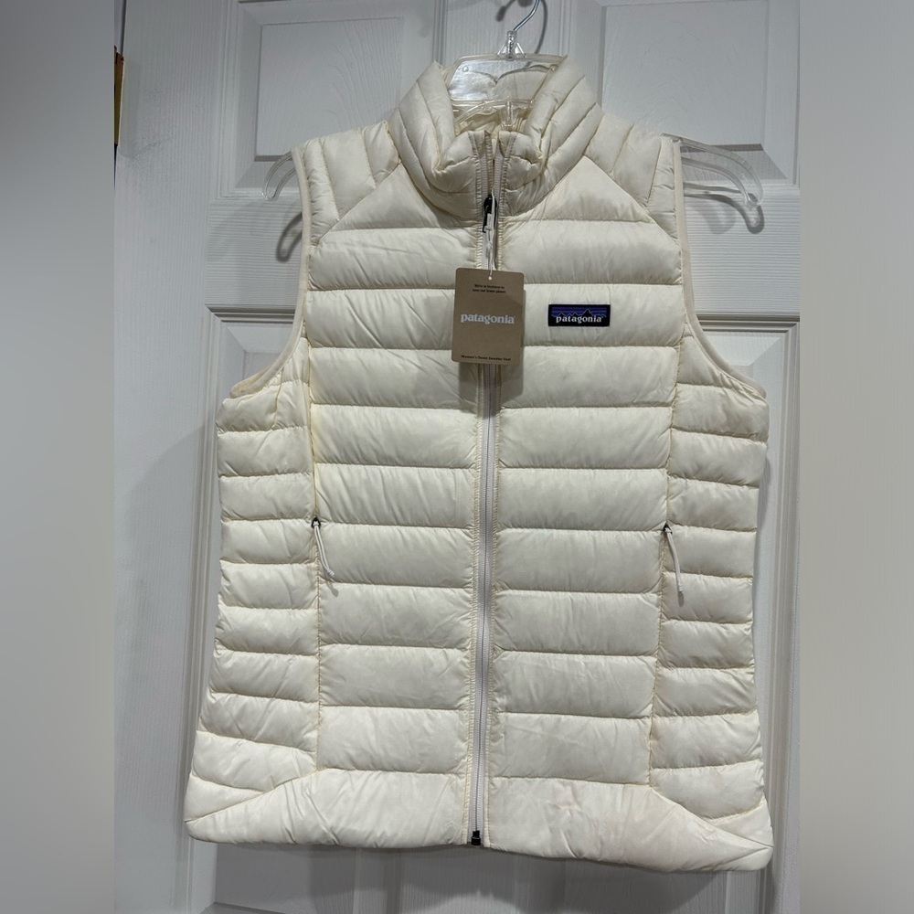 Patagonia Women's M Medium Down Sweater Vest Puffer Puff Wool White NWT Puffy